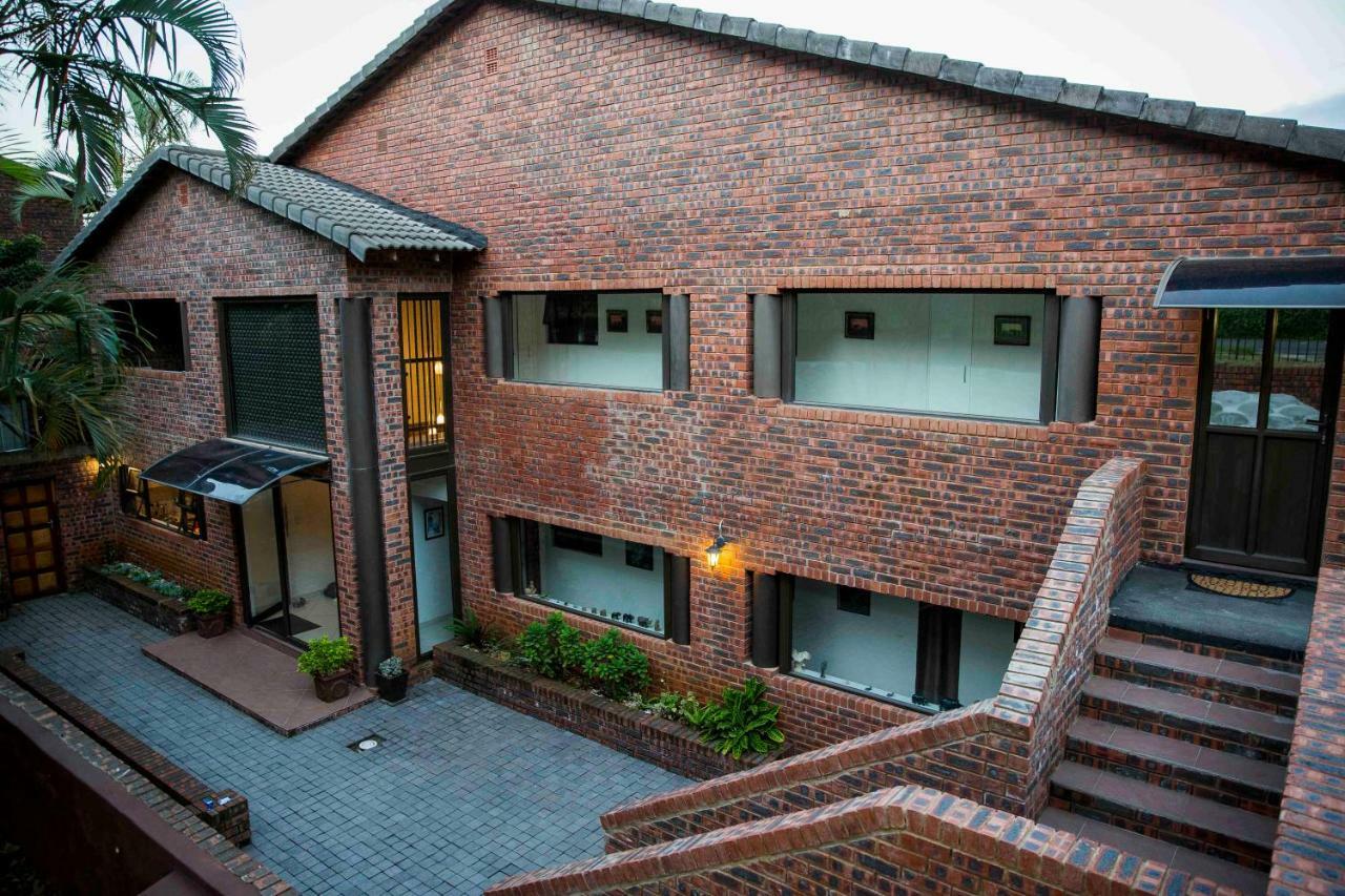 Palmwood Guesthouse Amanzimtoti Exterior foto